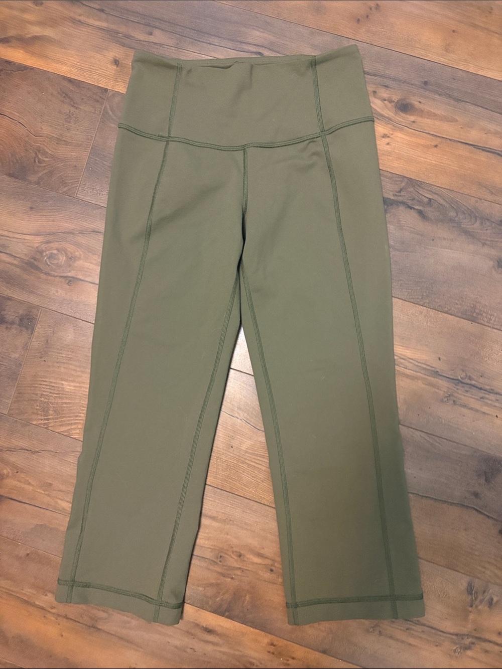 lululemon athletica Olive Green Cropped High-Rise Capri Leggings